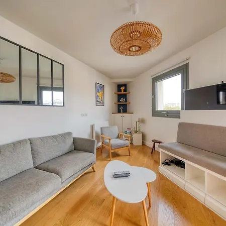 Villa Darrell Family 4 Bdr Eiffel Tower View *